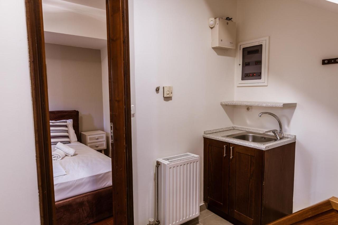 Cactus Maisonette Near Airport Villa Pórto Ráfti Екстериор снимка