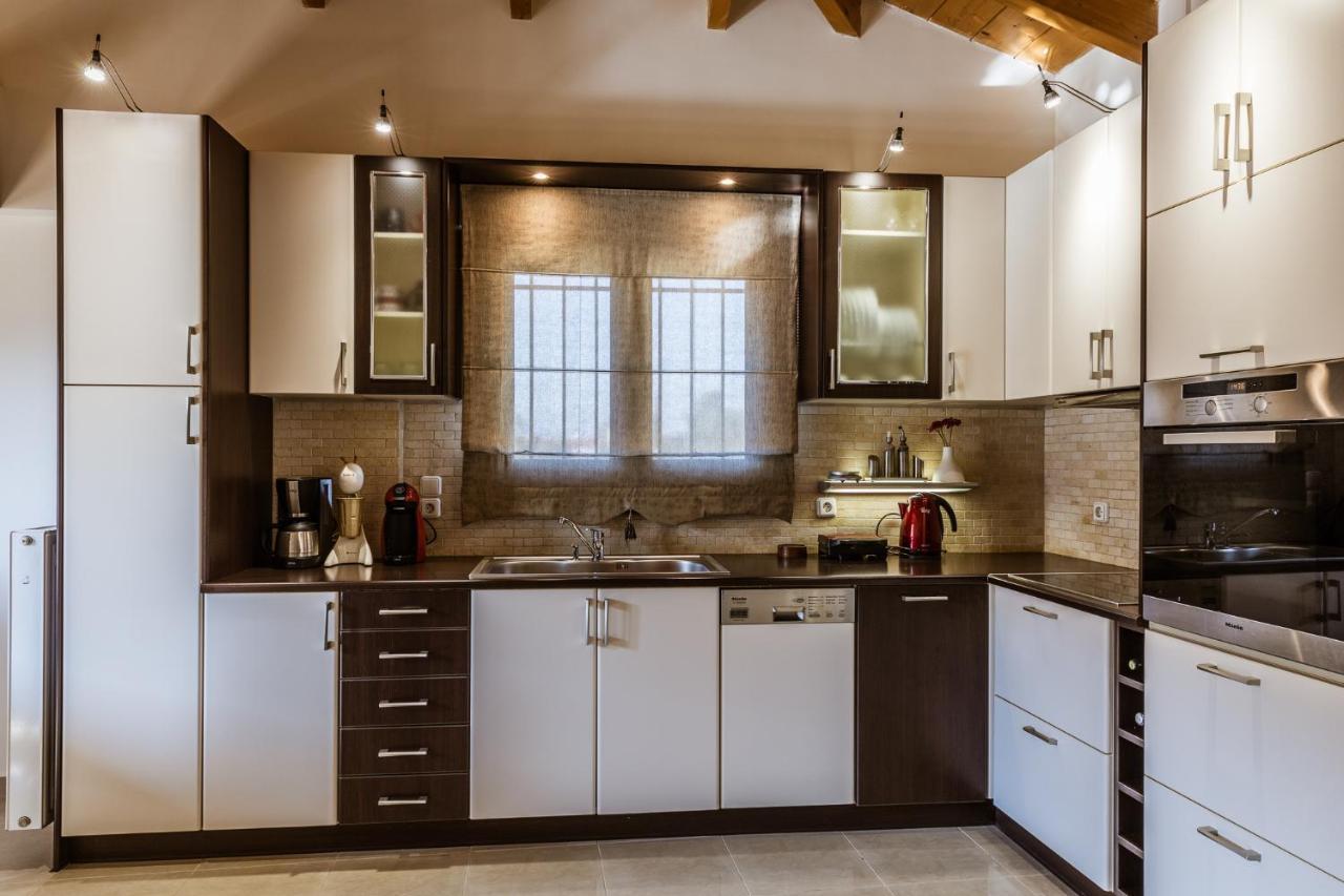 Cactus Maisonette Near Airport Villa Pórto Ráfti Екстериор снимка