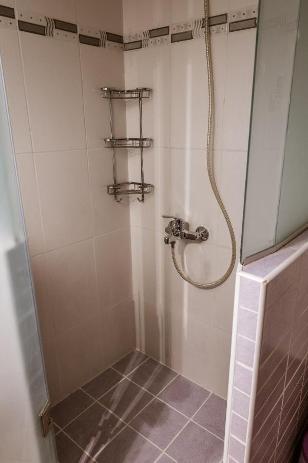 Cactus Maisonette Near Airport Villa Pórto Ráfti Екстериор снимка